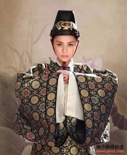 ����Ů�ٰ���˧��